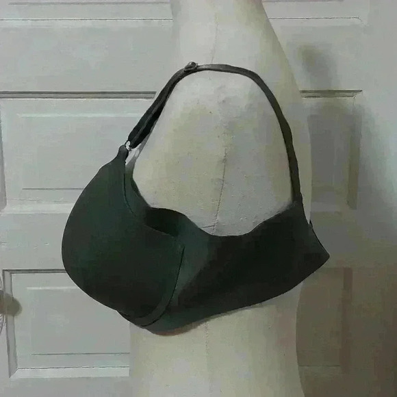 Warners 36D bra K0336 - Picture 4 of 5